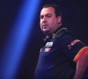 Kim Huybrechts stunt op het WK darts tegen wereldkampioen Peter Wright en speelt tegen Dimitri Van den Bergh in de volgende ronde