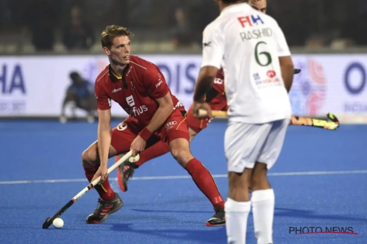 Red Lions geven schijnbaar geruststellende voorsprong uit handen in eerste match als wereldkampioenen