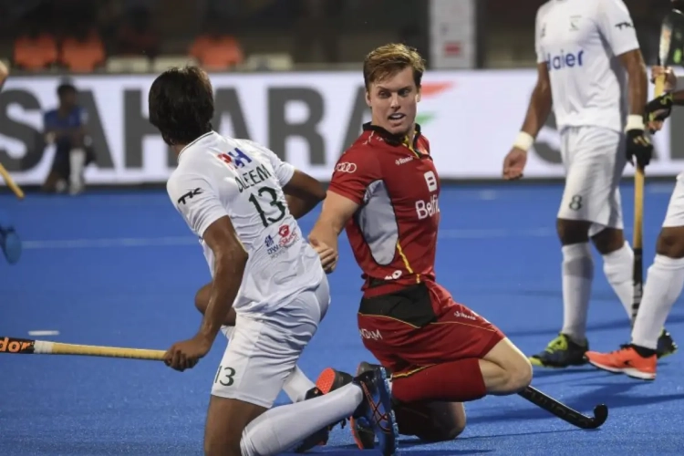 Red Lions stijgen naar tweede plek na nieuwe zege, Red Panthers moeten het deze keer stellen met gelijkspel